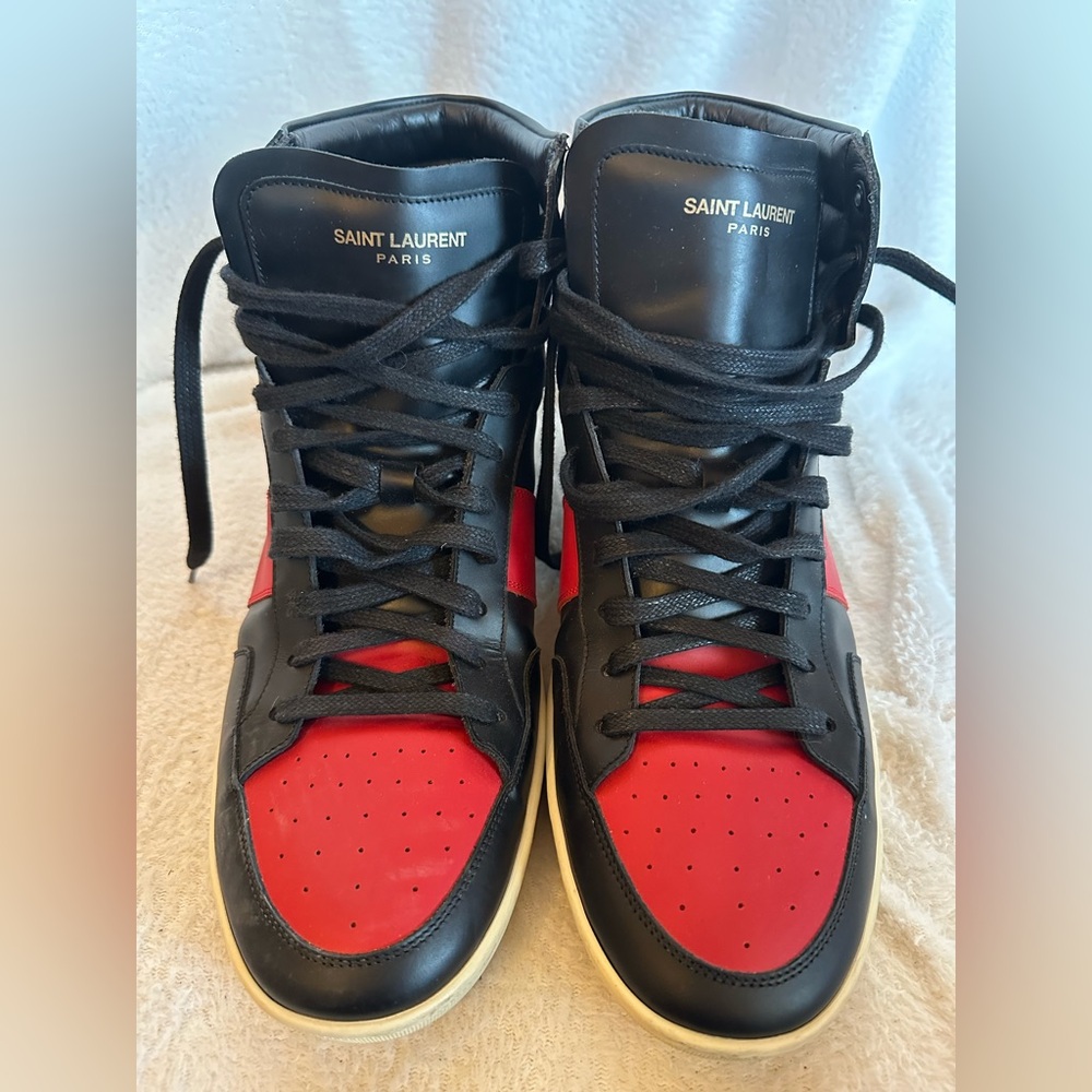 Saint Laurent Men's Black and Red High-Top Sneakers - Picture 1 of 8